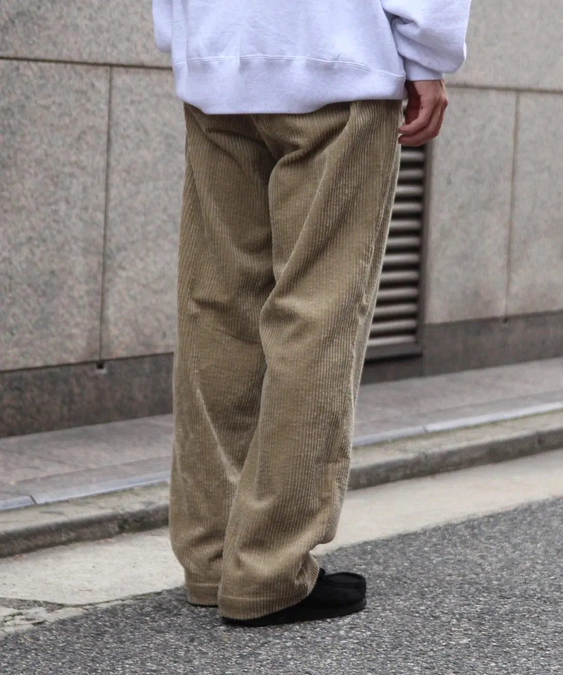 2TUCK CORDUROY PANTS "GRAYGE"