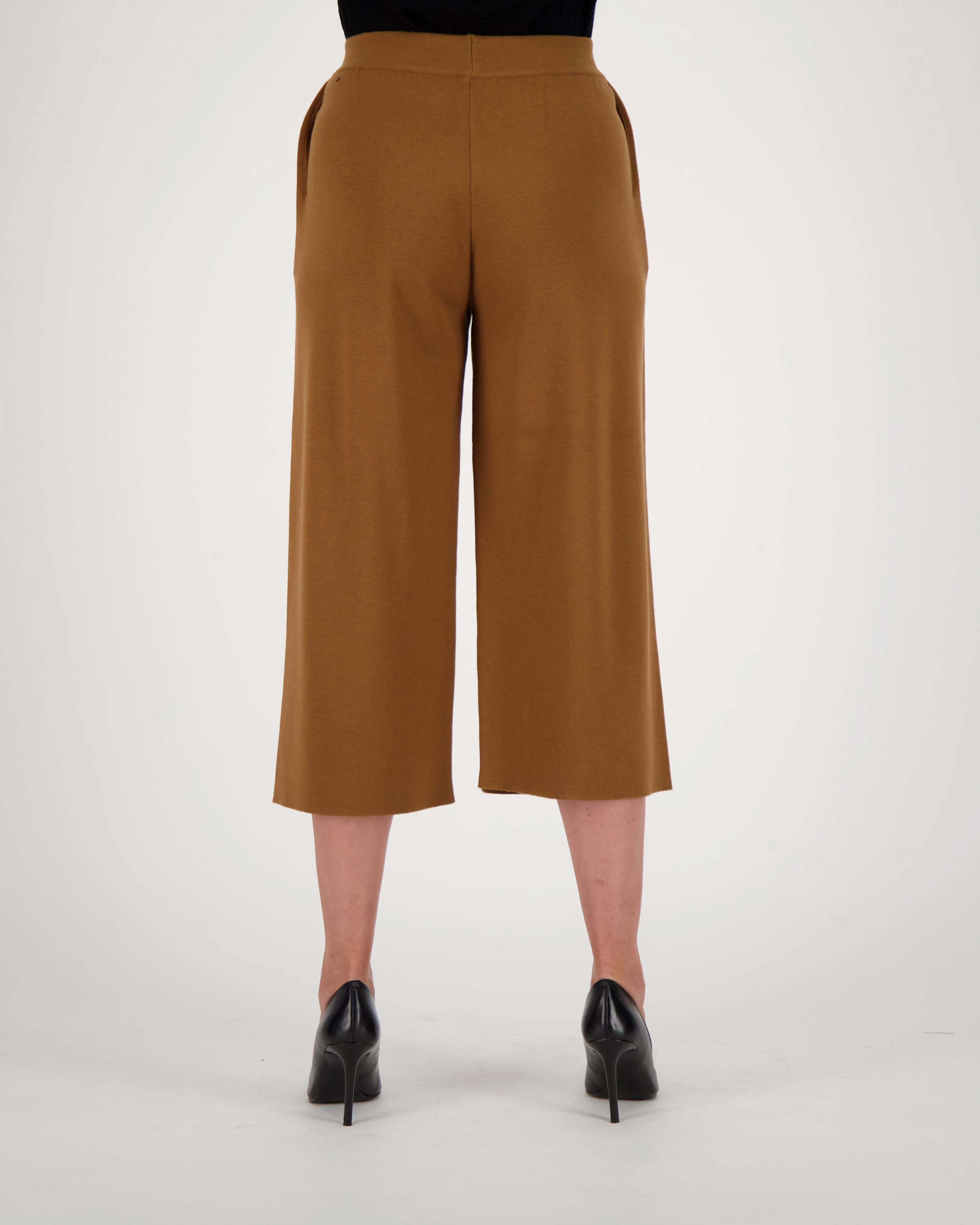 Pull-On Gaucho Knit Pant