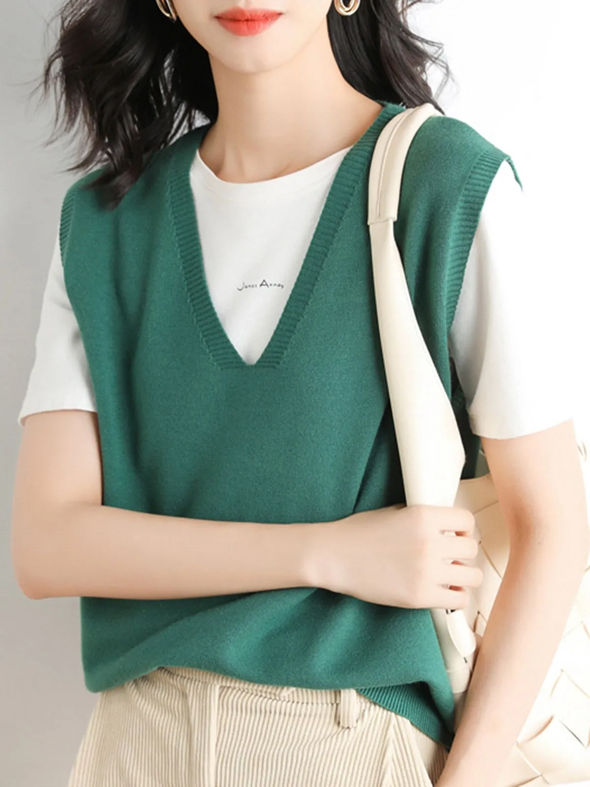 V-Neck Knit Vest